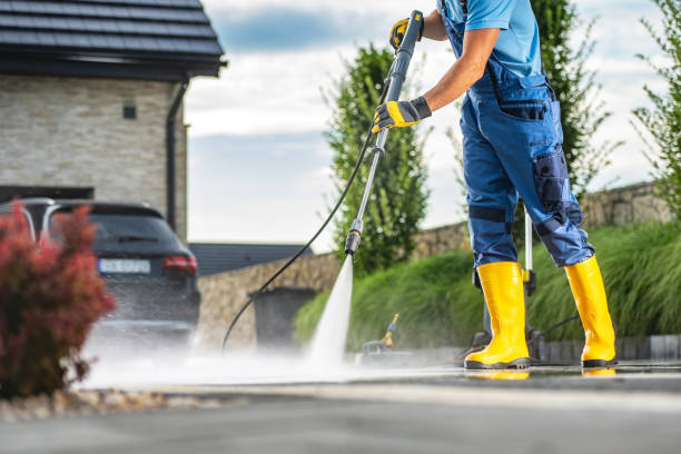 Professional Pressure washing in Pleasant Valley, MO